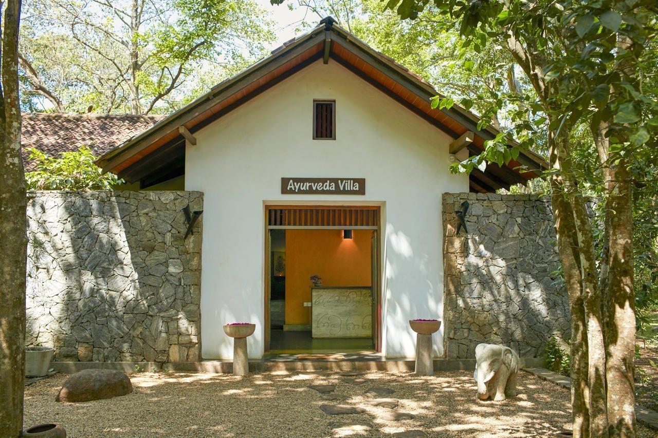 Hotel Сигирия Екстериор снимка Ayurveda Villa